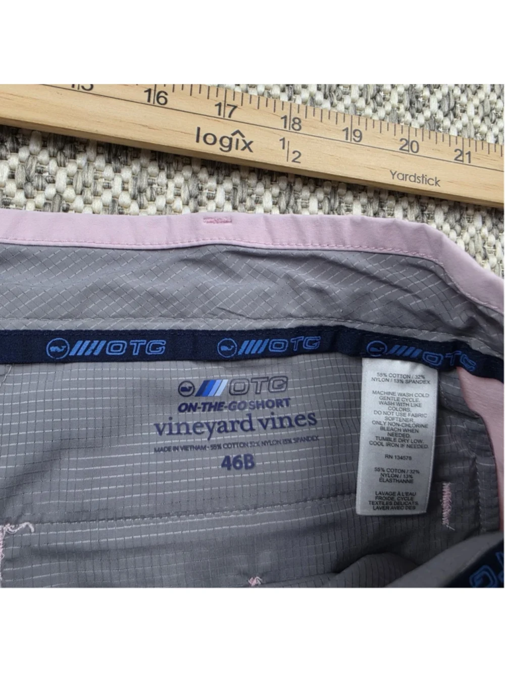 Vineyard Vines OTG Pink Chino Shorts Mens 46B Stretch Golf Casual Shorts